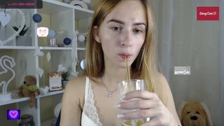 -Molly-Mae- cam show 2020-09-23 03-56-39 869