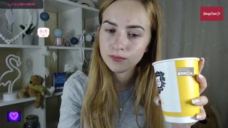 -Molly-Mae- cam show 2020-09-21 10-34-06 393