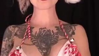 SaraX Christmas Jiggle