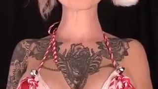 SaraX Christmas Jiggle