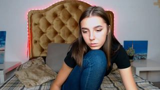 C www cam show 2020-09-27 03-30-02 732