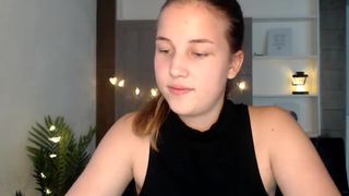 Grand model  cam show 2020-09-24 02-27-11 108