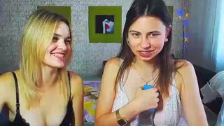 Holly Mo cam show 2020-09-19 23-57-55 935