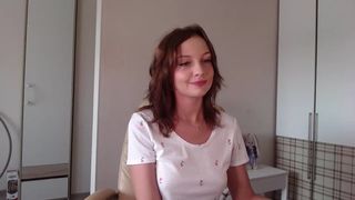 HoneyIAmHome cam show 2020-09-25 17-59-48 804