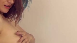 Sensual Sofia Masturbating