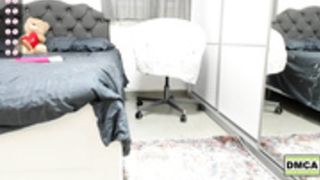 innocent_channel_show change dress 1