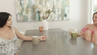 Aspen Rae Dinner Served GirlGirl Eating Onlyfans