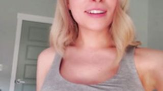 Alinity Flashing A Camel Toe