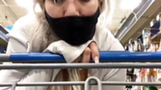 Littlemisseeve shopping and flashing