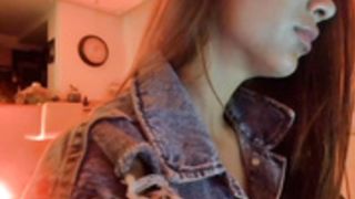 Evagomez in jeans jacket