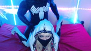 Black Kitsune: Venom VS Gwen Stacy