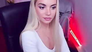 Chantale_Mels - MyFreeCams 2021-05-06 14_13