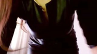 Amber_Fry_2021-04-18_p1