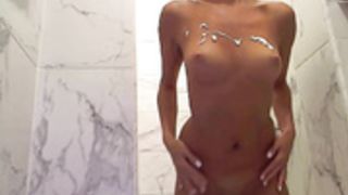 Adrianna pussy fuck under the shower