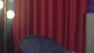 Douxtease - Topless show