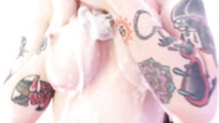 HarloweBlue pussy play