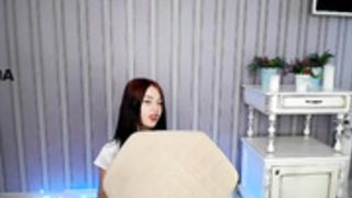 din_star 210501 NN model does sexy naked towel tease