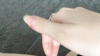 Lauryn masturbating