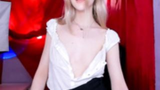 mia_blush 210513 bare back, cuts top, titty flashes