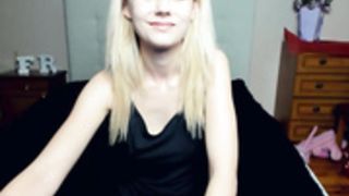 MyFreeCams-ElliVanile-2021-05-22_20-46-17 boobs
