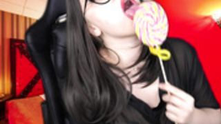 Lucy Laistner Onlyfans Video – Lollipop (1/2)