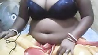 Indian dirty Hindi talkinsasareeeautiful bhabhi camshow