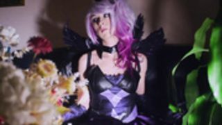 Pitykitty: Elementalist Lux Charges Mana With Lust