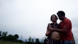 Bigtough69.x1 - Indian Aunty Strip Navel Hot