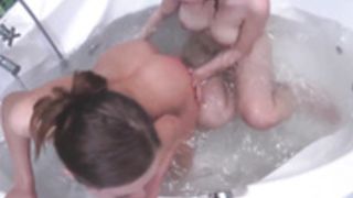 Harriet Sugarcookie & Tina Kay Bathtime Lesbians