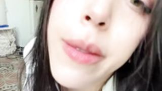 Vivi Tarantino Wet shirt masturbation vid