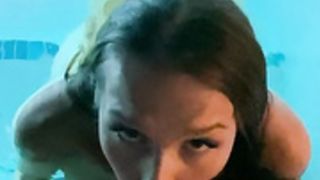 khlo_x pool fuck