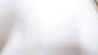 Knee Ling masturbating in a camshow