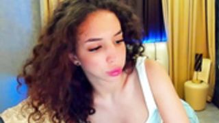 curlygirl_2021-06-13_17-14