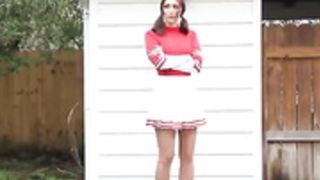 carlotta Jumping the rope.