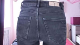 MelA 200912 0555 OutfitChange