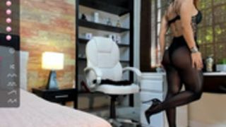 ella_pridee 2021-06-11 3/3