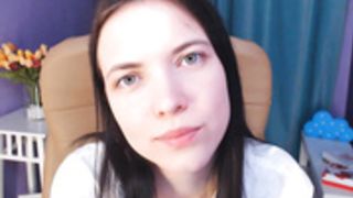 lauracute_ stares into your soul