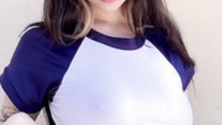 Meikoui tease outside