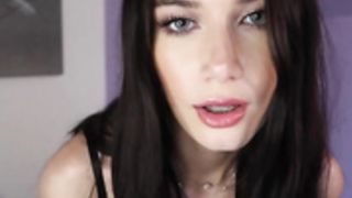 SabrinaVaz1 Youtube Onlyfans Lip Smacking ASMR