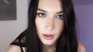 SabrinaVaz1 Youtube Onlyfans Lip Smacking ASMR