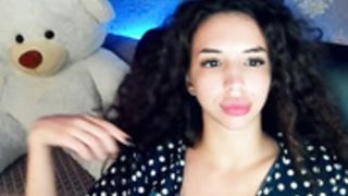 curlygirl_2021-06-20_19-42