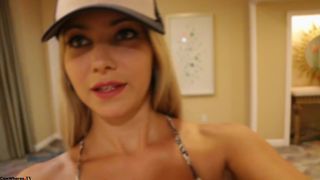 Harli_Lotts Halway cum