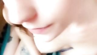 Lunna Benna blowjob