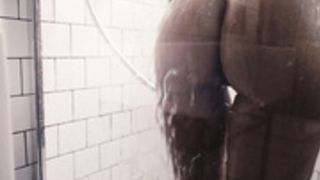 Apolonia - 2019.12.27 - Showering With Apolonia Backsta