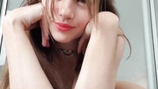Missalice Submission Play