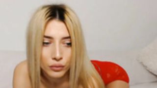 Bonnbon_  2019-02-24 blond tease