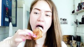 strawberryjamx eating porn. like eating food, that's it