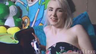 HaylieXO - Nerdy Step Sister Loses Virginity [PREMIUM]