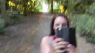 Corrida facial en el parque