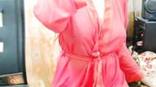 Rosy_Curvy red dress tease